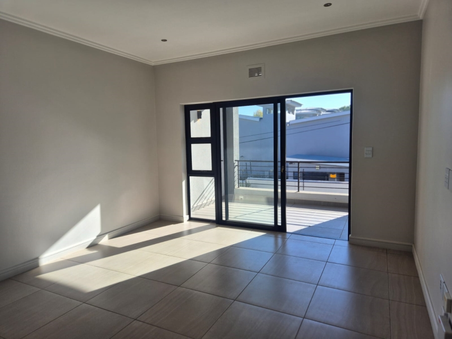 To Let 2 Bedroom Property for Rent in Bryanston Gauteng