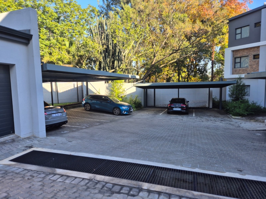 To Let 2 Bedroom Property for Rent in Bryanston Gauteng