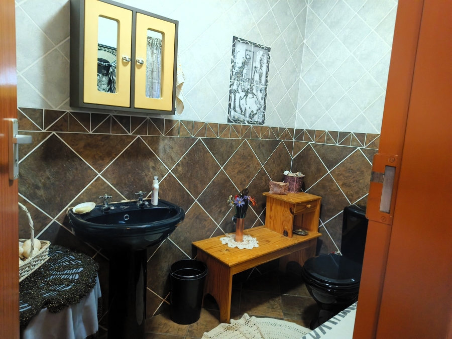 6 Bedroom Property for Sale in Rayton Gauteng