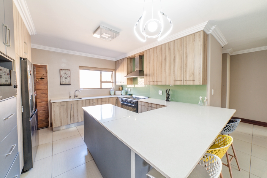3 Bedroom Property for Sale in Bartlett Gauteng