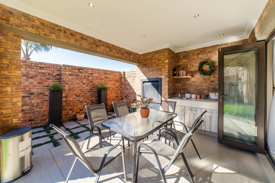 3 Bedroom Property for Sale in Bartlett Gauteng