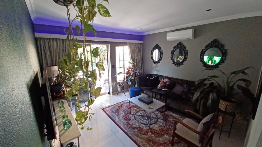 2 Bedroom Property for Sale in Annlin Gauteng