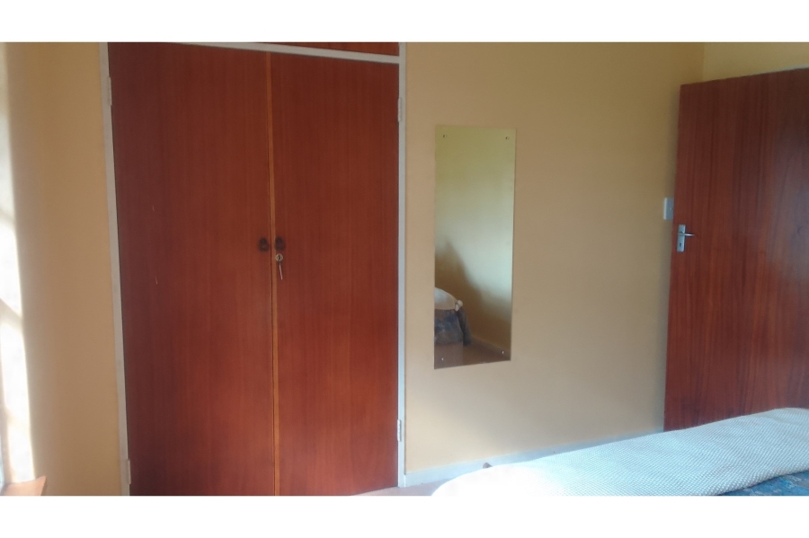 To Let 4 Bedroom Property for Rent in Glen Marais Gauteng