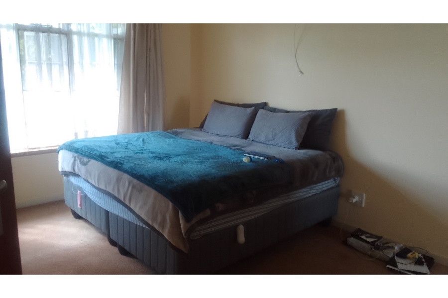 To Let 4 Bedroom Property for Rent in Glen Marais Gauteng