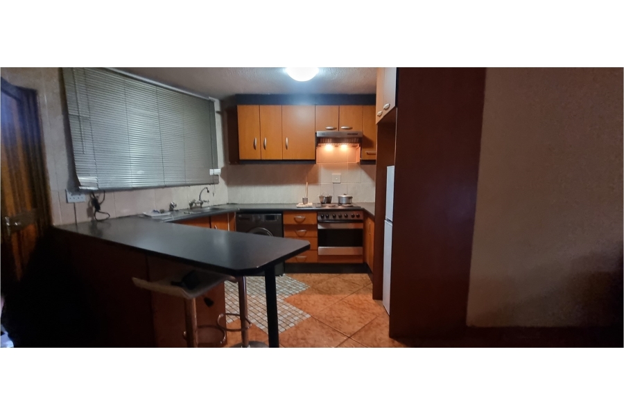 2 Bedroom Property for Sale in Florida Lake Gauteng