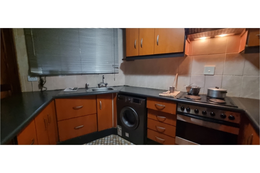 2 Bedroom Property for Sale in Florida Lake Gauteng