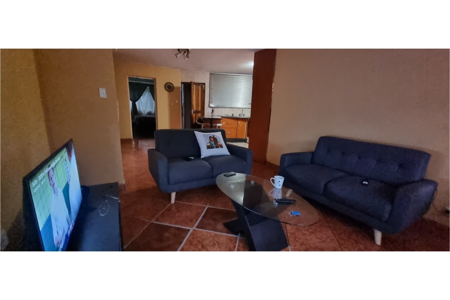 2 Bedroom Property for Sale in Florida Lake Gauteng