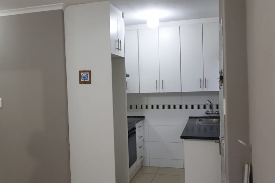 To Let 2 Bedroom Property for Rent in Cosmo City Gauteng