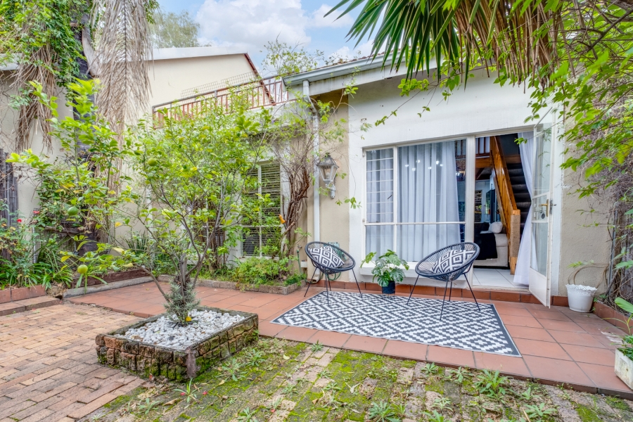 2 Bedroom Property for Sale in Douglasdale Gauteng
