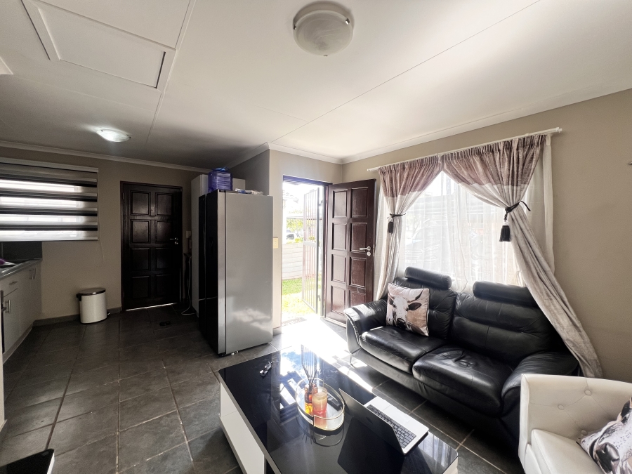To Let 3 Bedroom Property for Rent in Summerset Gauteng