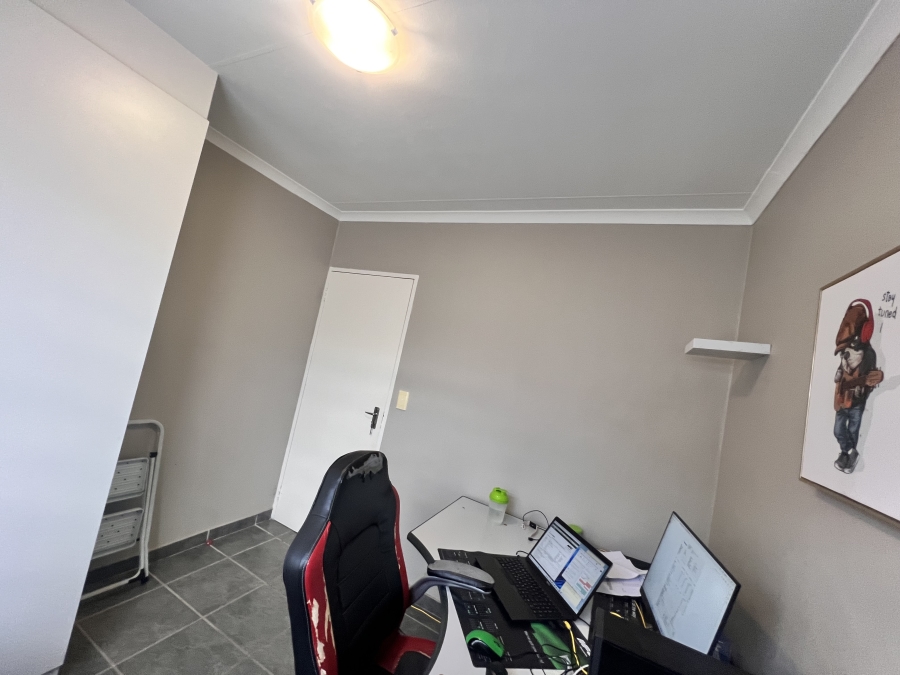 To Let 3 Bedroom Property for Rent in Summerset Gauteng