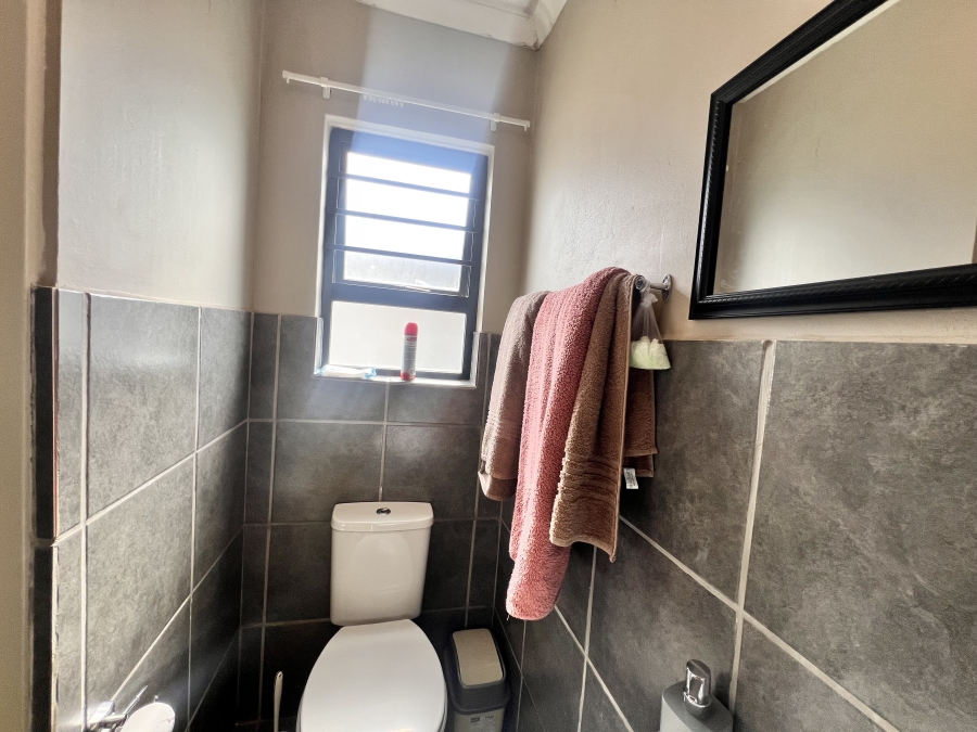 To Let 3 Bedroom Property for Rent in Summerset Gauteng