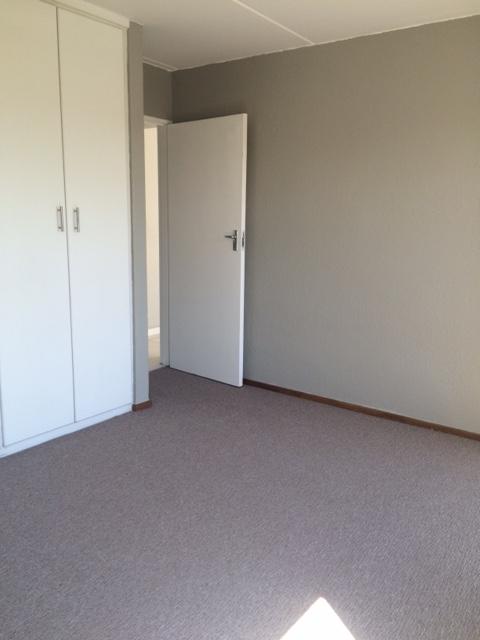 To Let 2 Bedroom Property for Rent in Marais Steyn Park Gauteng