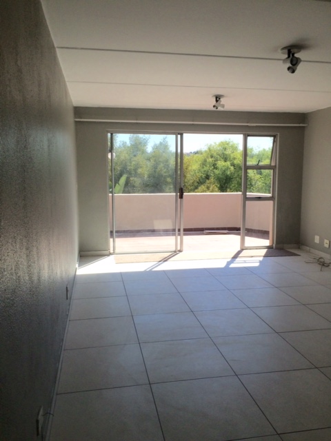 To Let 2 Bedroom Property for Rent in Marais Steyn Park Gauteng