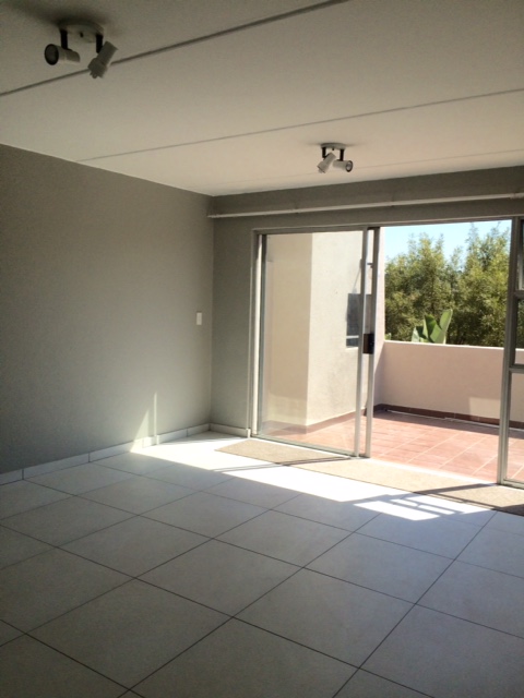 To Let 2 Bedroom Property for Rent in Marais Steyn Park Gauteng