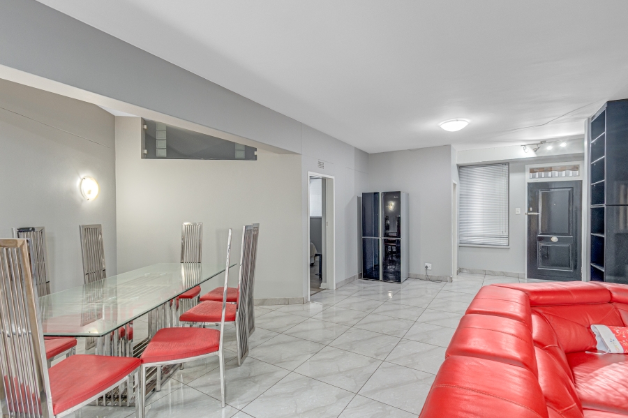 To Let 5 Bedroom Property for Rent in Sandown Gauteng