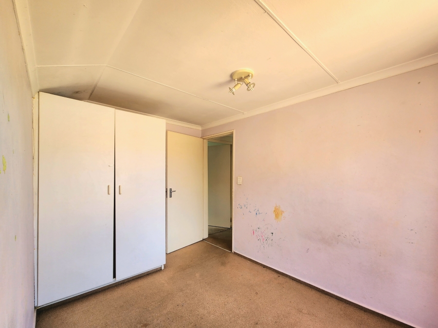 2 Bedroom Property for Sale in Wilgeheuwel Gauteng