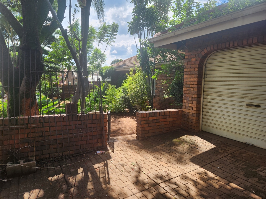 4 Bedroom Property for Sale in Ninapark Gauteng