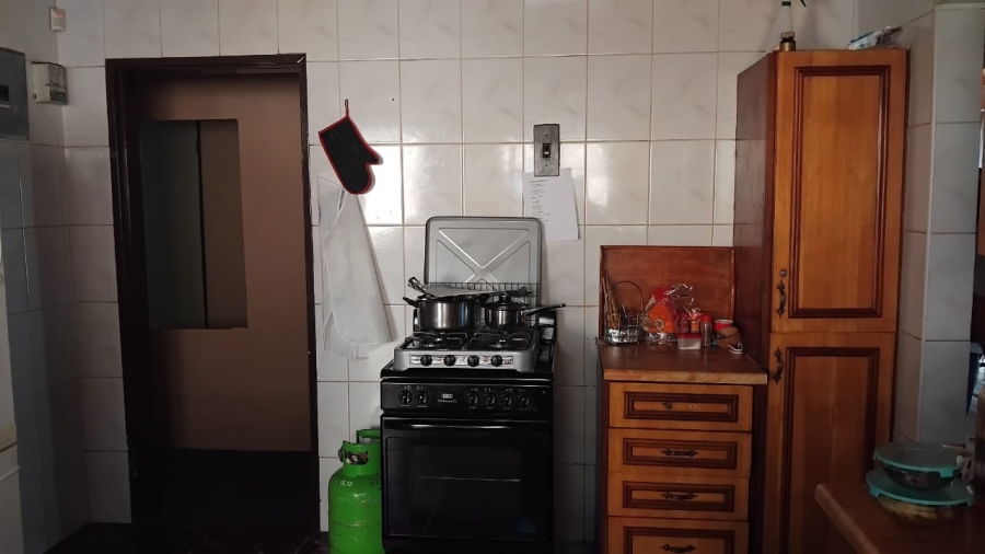 2 Bedroom Property for Sale in Roodia Gauteng