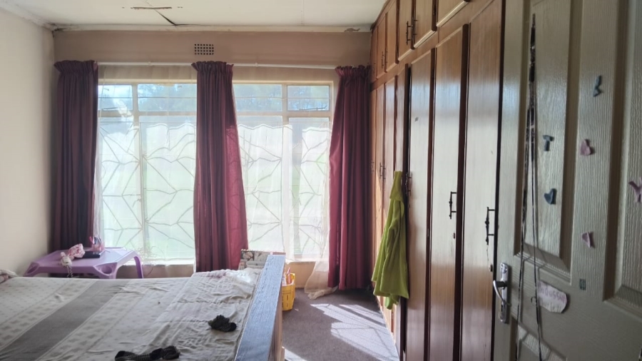 2 Bedroom Property for Sale in Roodia Gauteng