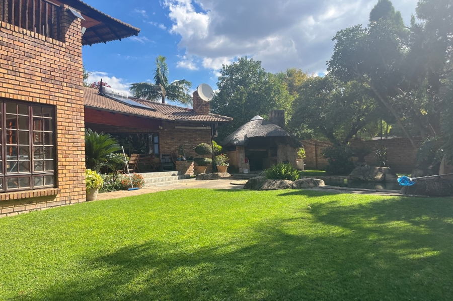 5 Bedroom Property for Sale in Witkoppen Gauteng