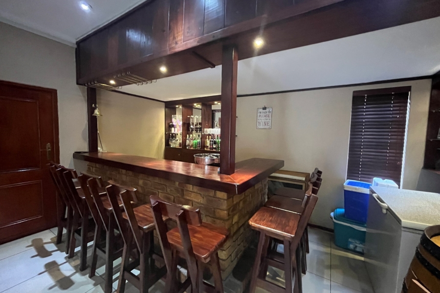 5 Bedroom Property for Sale in Witkoppen Gauteng