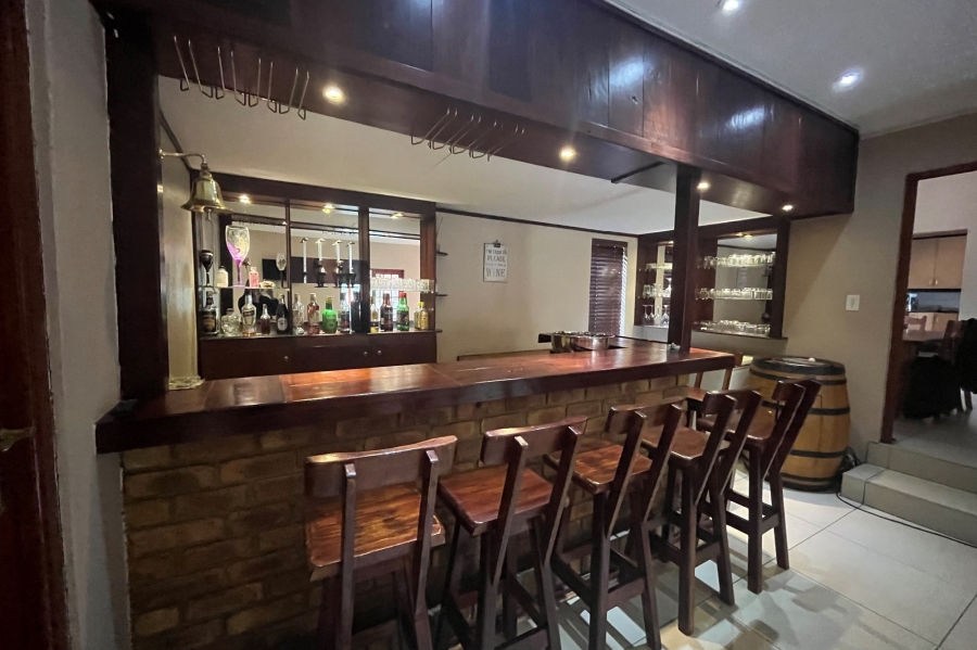 5 Bedroom Property for Sale in Witkoppen Gauteng