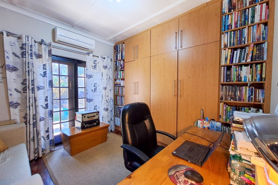 4 Bedroom Property for Sale in Parkhurst Gauteng