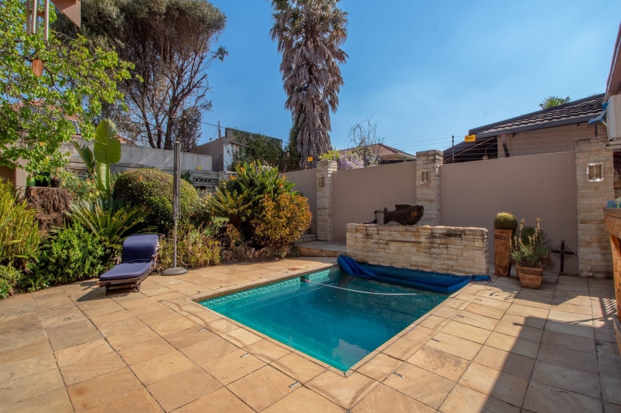 4 Bedroom Property for Sale in Parkhurst Gauteng