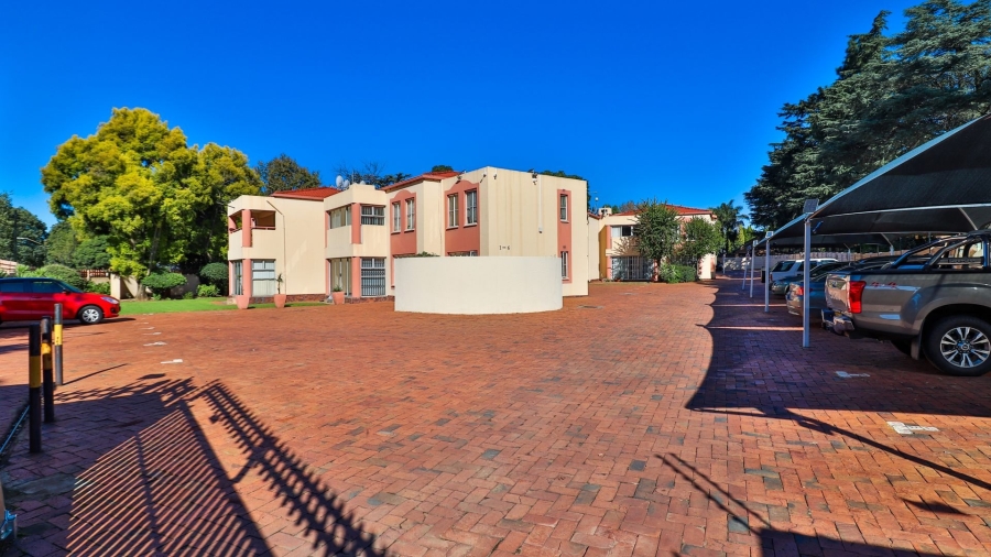 2 Bedroom Property for Sale in Klippoortjie Gauteng