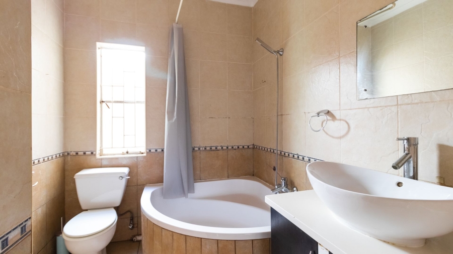2 Bedroom Property for Sale in Klippoortjie Gauteng