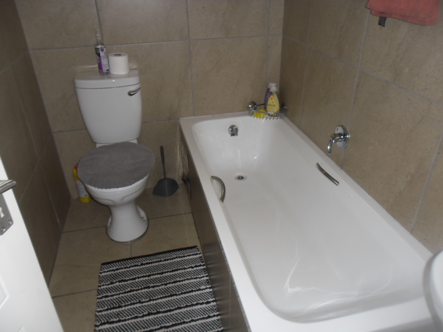 3 Bedroom Property for Sale in Mindalore Gauteng