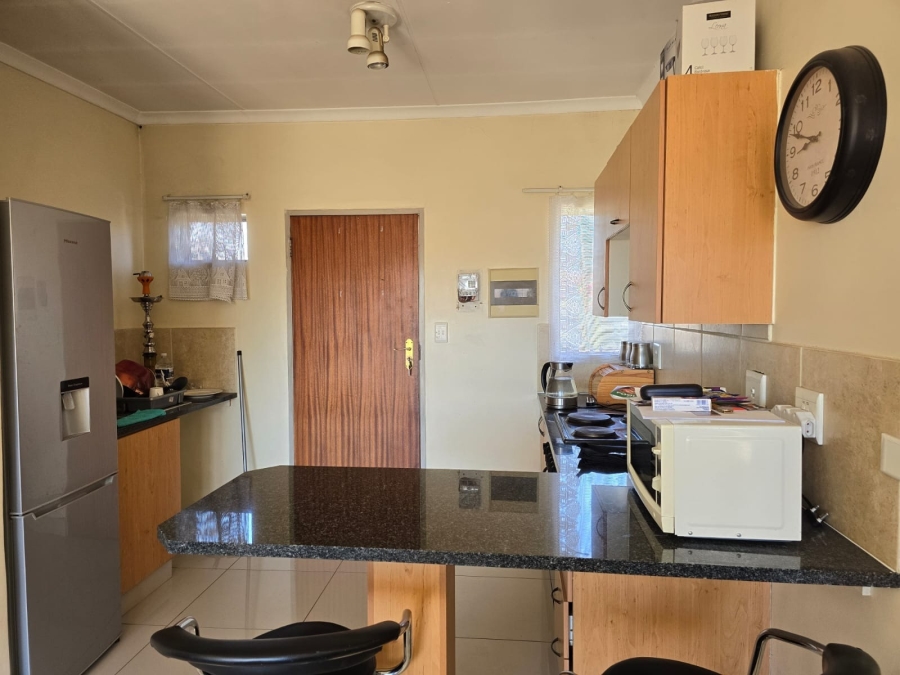 To Let 1 Bedroom Property for Rent in Pomona Gauteng