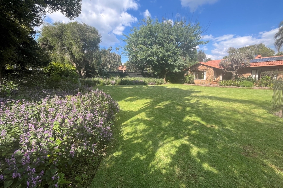 4 Bedroom Property for Sale in Douglasdale Gauteng