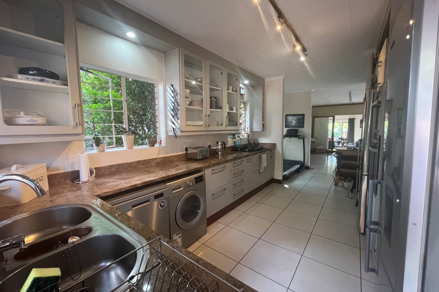 4 Bedroom Property for Sale in Douglasdale Gauteng