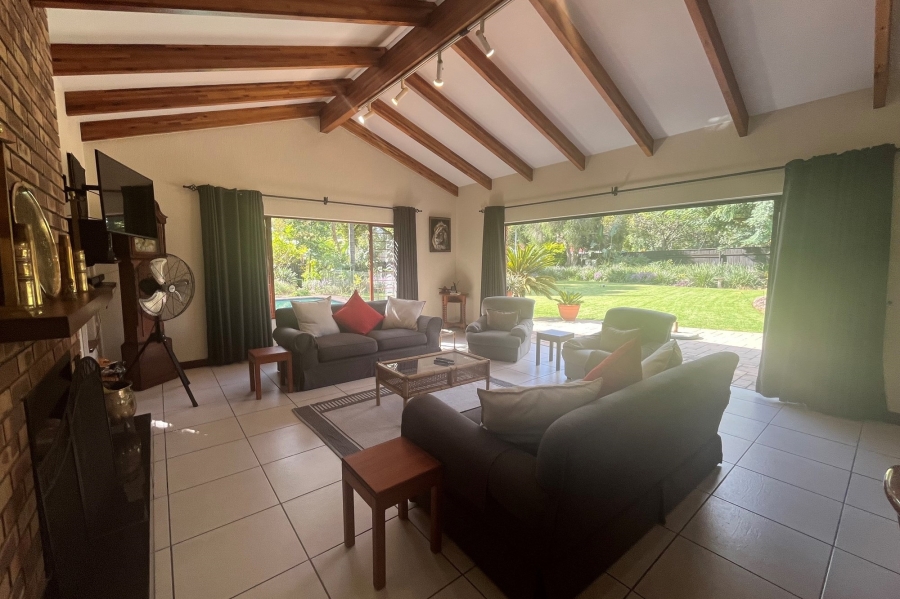 4 Bedroom Property for Sale in Douglasdale Gauteng