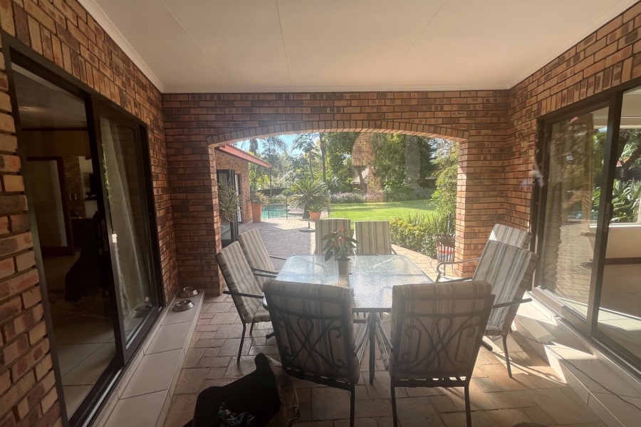 4 Bedroom Property for Sale in Douglasdale Gauteng