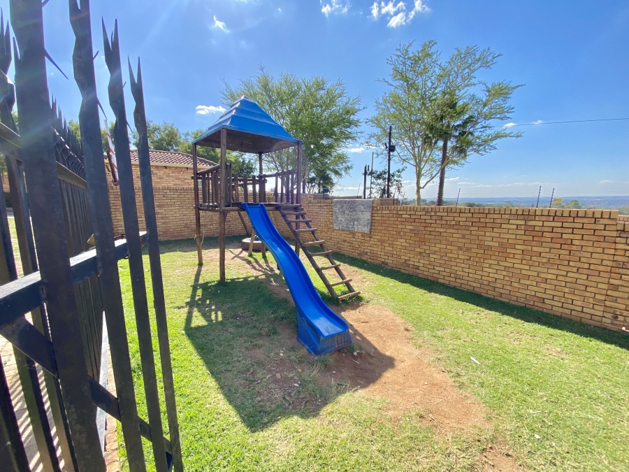 2 Bedroom Property for Sale in Northgate Gauteng