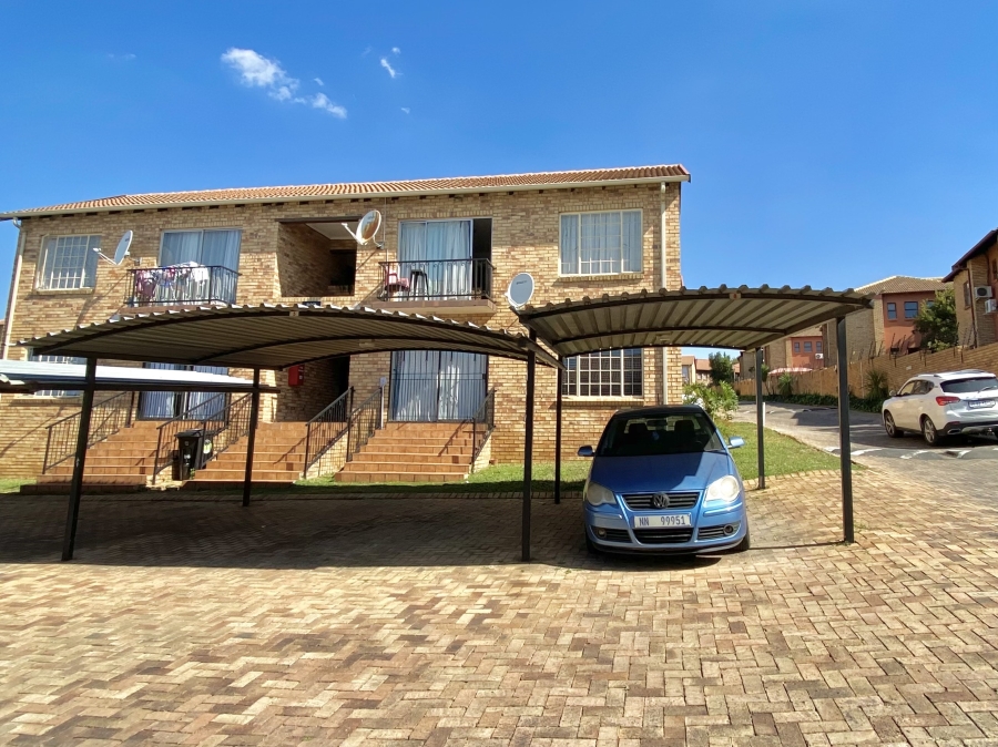 2 Bedroom Property for Sale in Northgate Gauteng