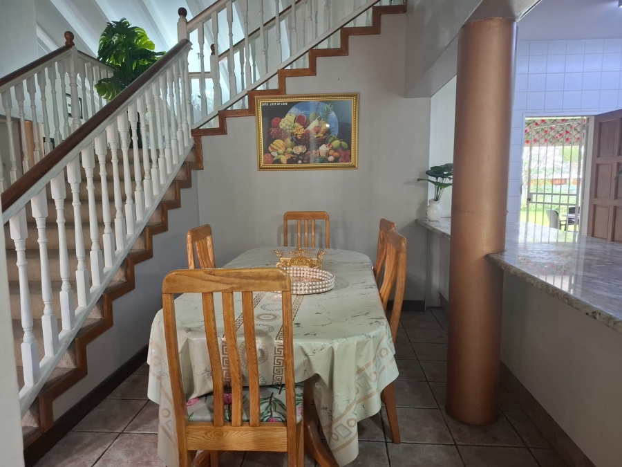 4 Bedroom Property for Sale in Lakefield Gauteng