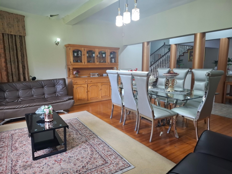 4 Bedroom Property for Sale in Lakefield Gauteng
