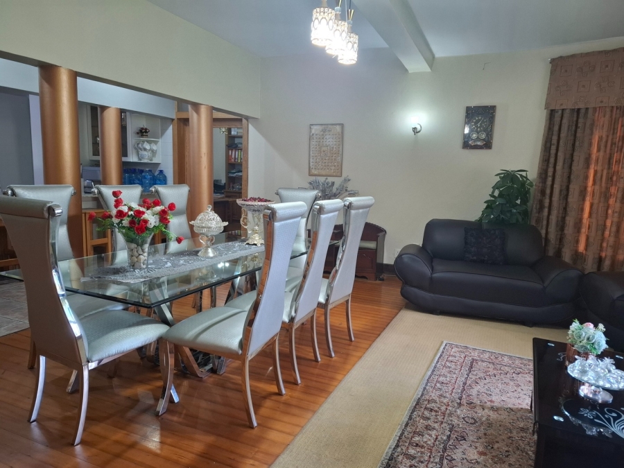 4 Bedroom Property for Sale in Lakefield Gauteng
