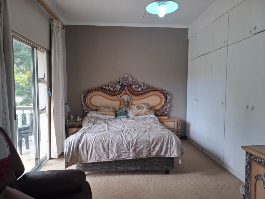 4 Bedroom Property for Sale in Lakefield Gauteng