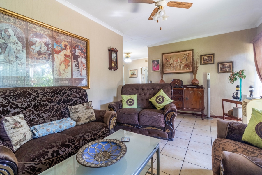 3 Bedroom Property for Sale in Suideroord Gauteng