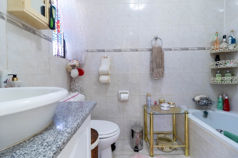 3 Bedroom Property for Sale in Suideroord Gauteng