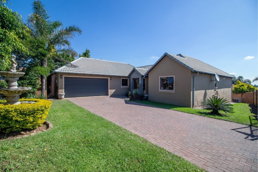 3 Bedroom Property for Sale in Greenstone Hill Gauteng