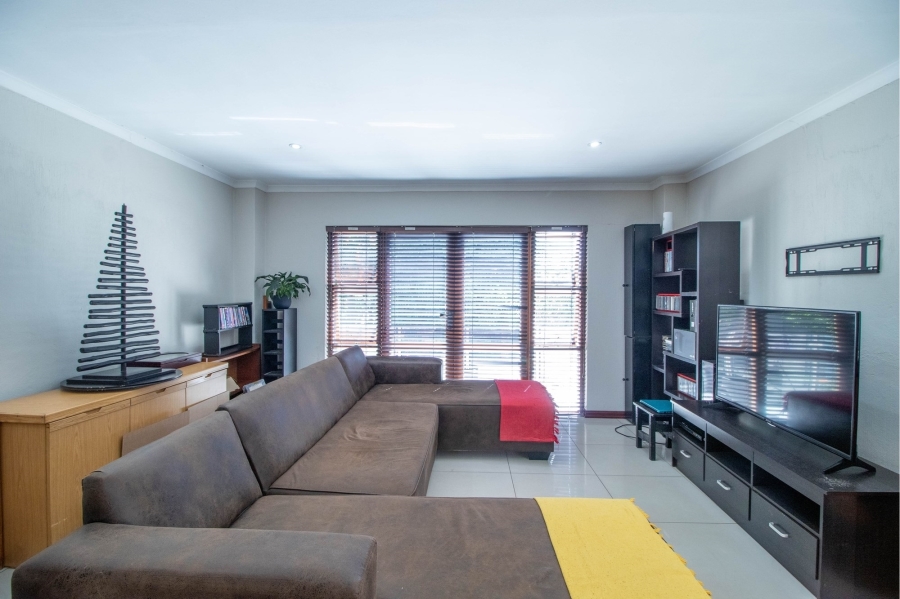 3 Bedroom Property for Sale in Greenstone Hill Gauteng
