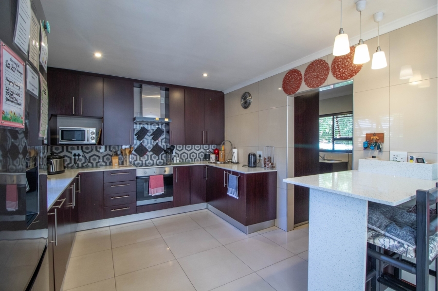3 Bedroom Property for Sale in Greenstone Hill Gauteng