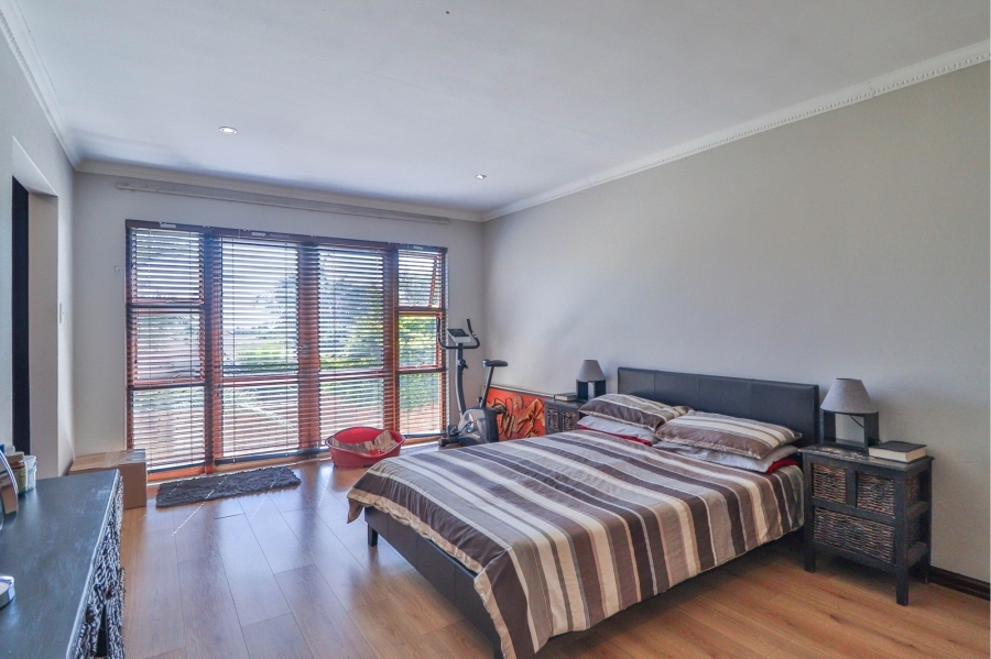 3 Bedroom Property for Sale in Greenstone Hill Gauteng