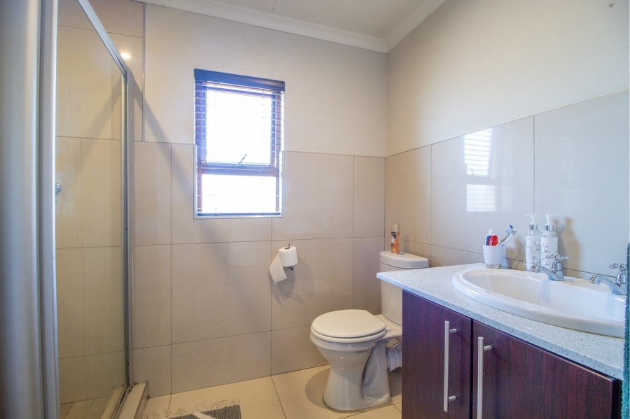 3 Bedroom Property for Sale in Greenstone Hill Gauteng